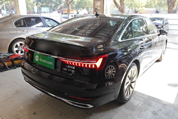 TDK.VehicleDetails.img