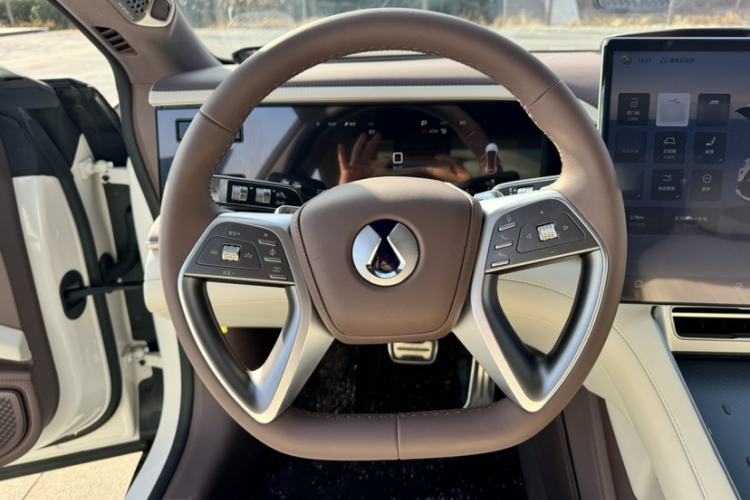 Used Denza Z9GT 2024 1100 Four-Wheel Drive Max Edition