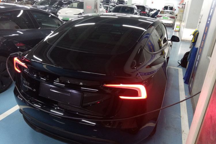 Used Tesla Model 3 2023 Rear-Wheel-Drive Version
