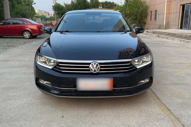 Used Volkswagen Magotan 2019 330TSI DSG Leading Edition China V Standard
