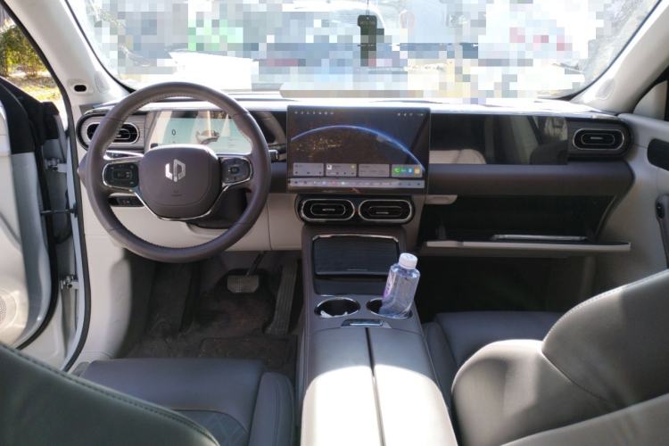 Used Leapmotor C11 2024 All-Electric 580 Luxury Edition
