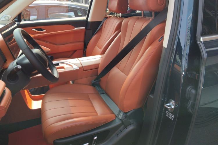 Used Wey Lanshan 2025 Four-Wheel Drive Max
