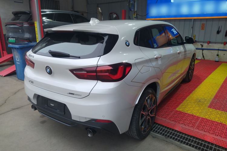 Used BMW X2 2023 xDrive 25i Shining Edition