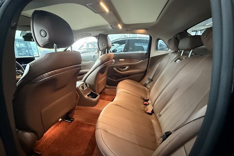 Used Mercedes-Benz E-Class 2022 Revised Version E 300 L Fashion Edition
