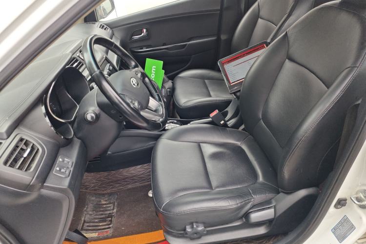 Used Kia K2 2012 Hatchback 1.6L AT Premium Commemorative Edition
