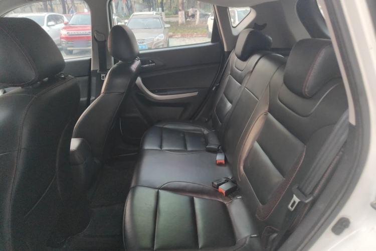 Used Changan CS35 2014 1.6L Automatic Luxury Model China IV Standard
