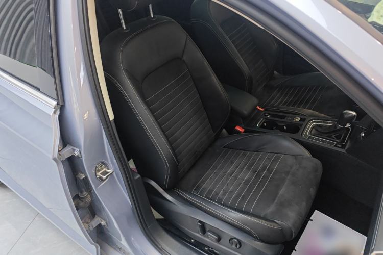 Used Volkswagen Magotan 2020 380TSI DSG Luxury Version
