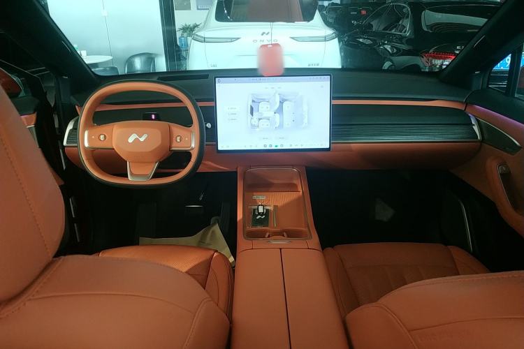 Used ONVO L60 2024 60 kWh Rear-Drive Version
