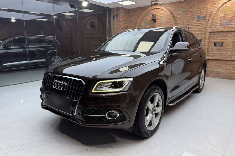 Used Audi Q5 2017 Plus 40 TFSI Ambition Model
