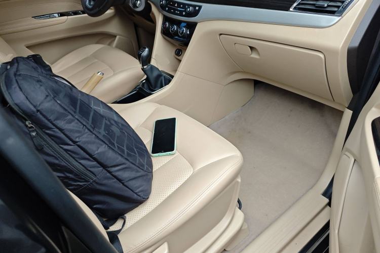 Used Baojun 730 2016 1.5L Manual Comfort Version 7 Seats China V Emission Standard
