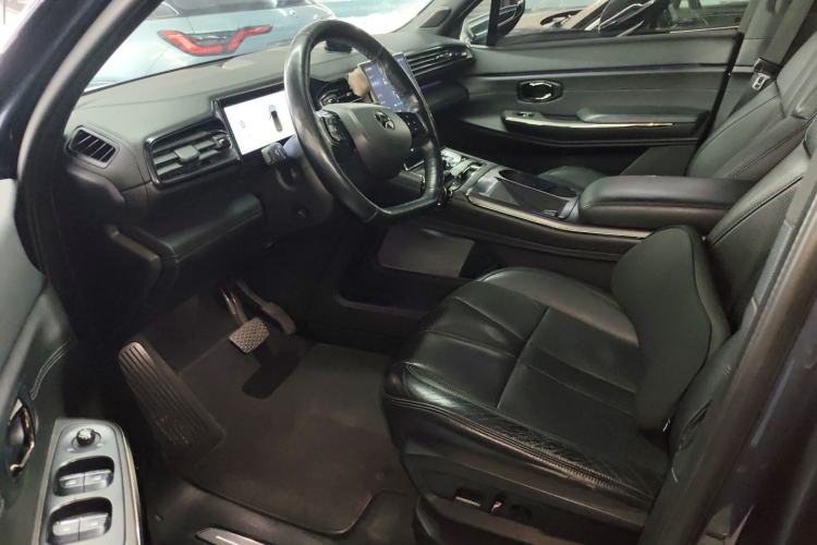 Used Nio ES8 2020 415 km Range 7-Seater Version
