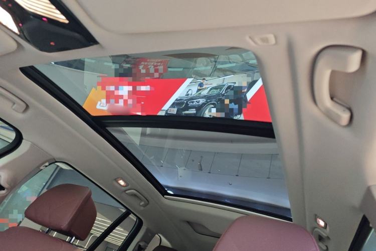 Used BMW X7 2023 xDrive40i Luxury Package with Leading Features
