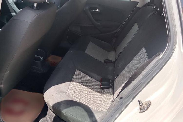 Used Volkswagen Polo 2016 1.4L Manual Fashion Model
