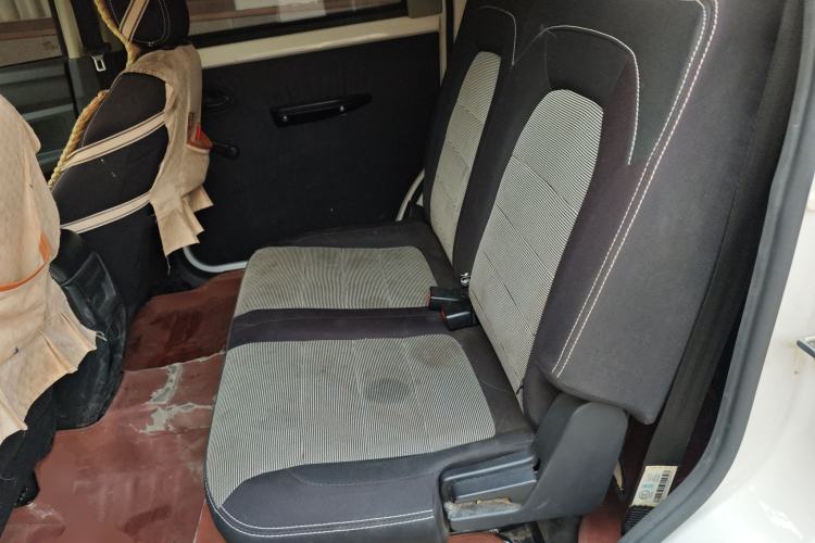 Used Wuling Hongguang 2019 1.5L S Basic Version China VI Standard LAR
