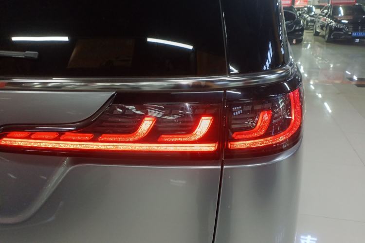 Used VOYAH Dream 2024 PHEV Extended-Range Premium Edition
