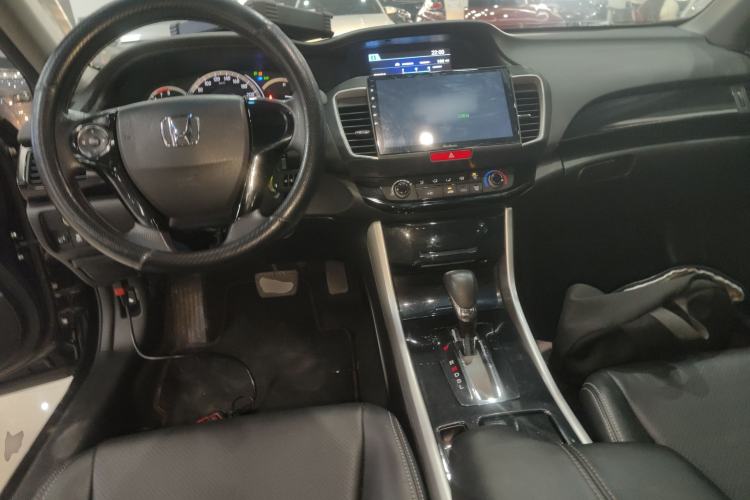 Used Honda Accord 2016 2.0L Comfort Edition
