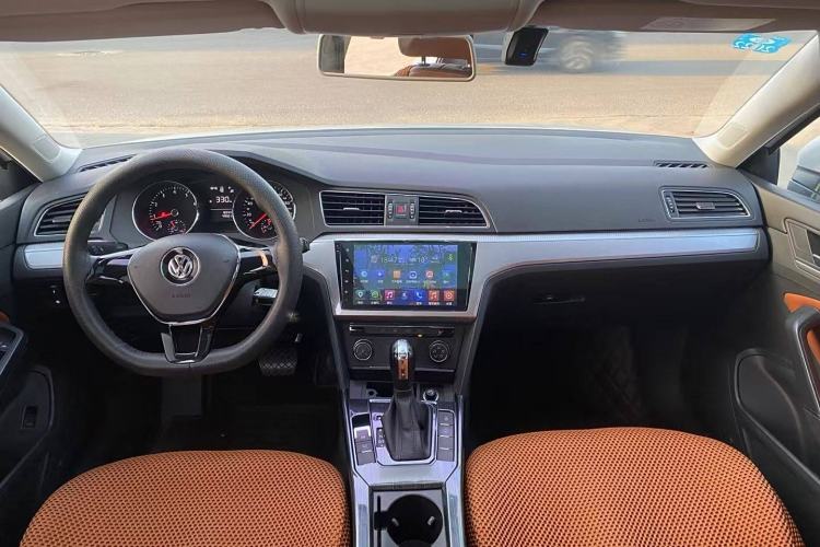 Used Volkswagen Lamando 2017 230TSI DSG Fashion Edition
