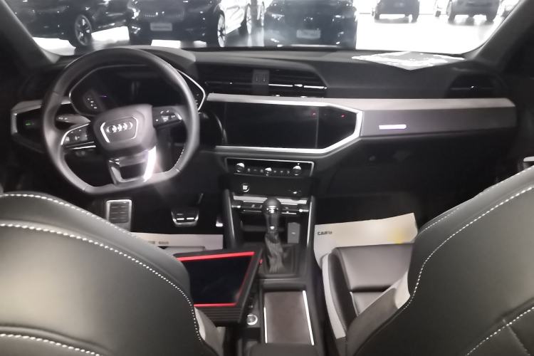 Used Audi Q3 2024 35 TFSI Fashion Dynamic Edition