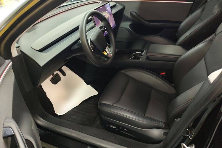 Used Tesla Model 3 2023 Rear-Wheel-Drive Version
