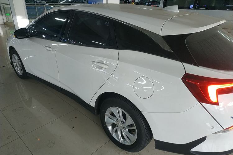 Used Buick Velite 6 2020 Plug-in Hybrid Connected Fashion Model
