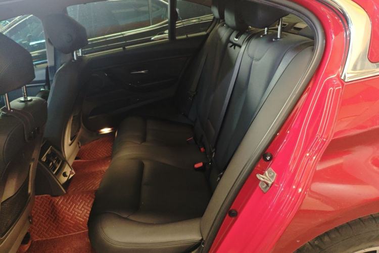 Used BMW 3 Series 2016 320Li Ambition Model
