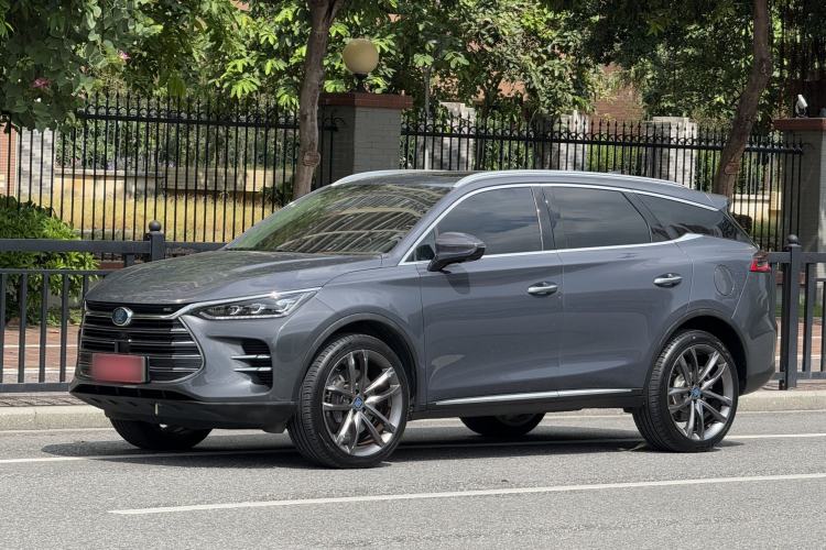 Used BYD Tang New Energy 2018 DM 2.0T All-Wheel Drive Smart Connect Elite 7-Seater China V Emission Standard
