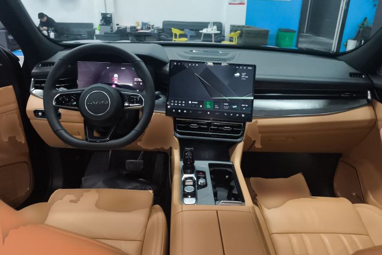 Used Lynk & Co 09 EM-P 2024 2.0TD EM-P Four-Wheel Drive PRO Seven-Seater
