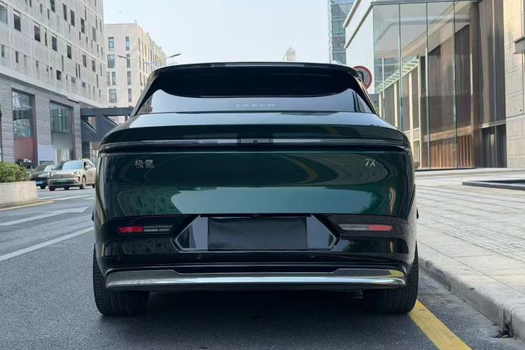 Used Zeekr 7X 2025 100kWh Long-Range All-Wheel Drive Intelligent Driving Version