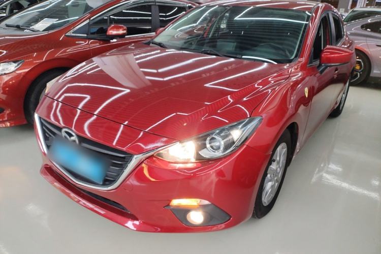 Used Mazda Mazda 3 Axela 2016 Hatchback 1.5L Automatic Comfort Model
