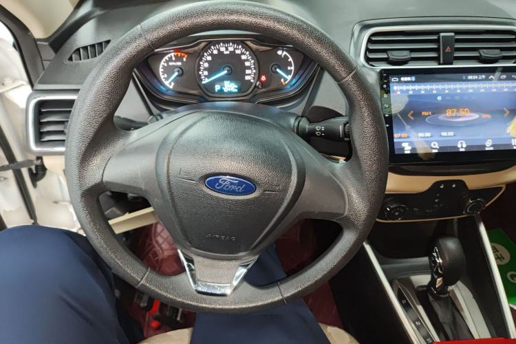 Used Ford Escort 2015 1.5L Automatic Comfort Model
