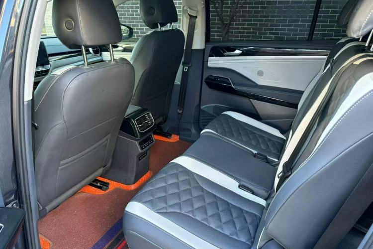 Used Volkswagen ID.6 CROZZ 2022 Long-Range PRO Edition