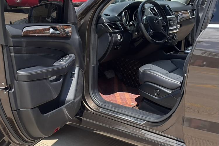 Used Mercedes-Benz M-Class 2015 ML 400 4MATIC Dynamic Model
