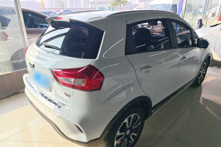 Used Geely Auto Vision X3 2017 1.5L Automatic Prestige Model
