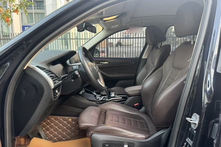 Used BMW iX3 2021 Leading Type
