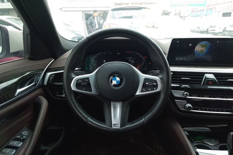 Used BMW 5 Series 2020 525Li M Sport Package