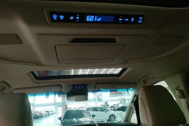 Used Toyota Vellfire 2020 Dual-Engine 2.5L HV Prestige Edition
