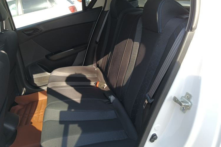 Used Baojun 310 2016 1.2L manual Comfort trim level