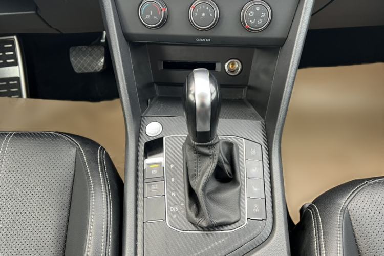 Used Volkswagen Tiguan L 2023 330TSI Automatic Two-Wheel Drive Comfort Edition
