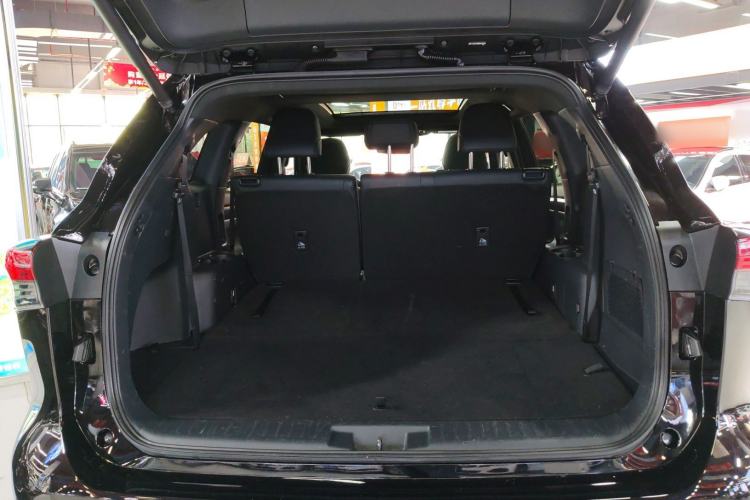 Used Toyota Crown Kluger 2021 2.5L HEV Four-Wheel Drive Premium Edition
