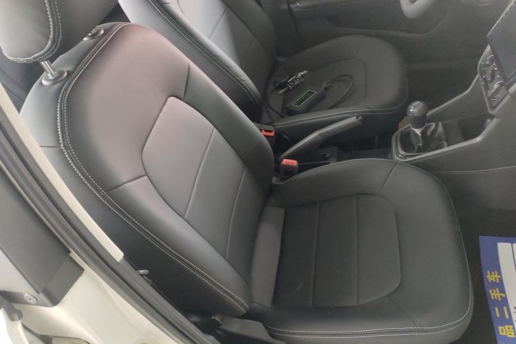 Used Volkswagen Jetta 2017 1.5L Manual Fashion Edition
