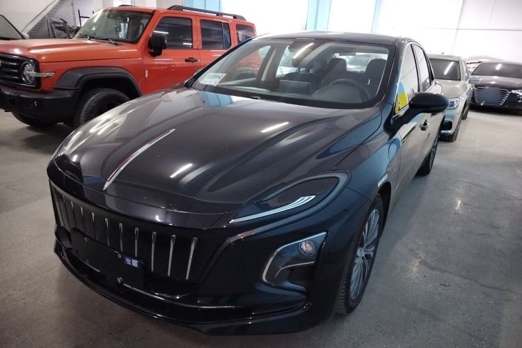 Used Hongqi E-QM5 2023 Base Travel Edition
