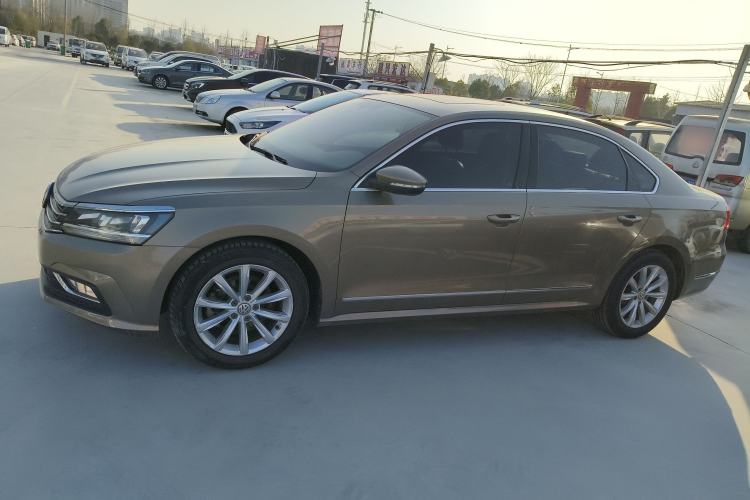 Used Volkswagen Passat 2017 330TSI DSG Luxury Edition
