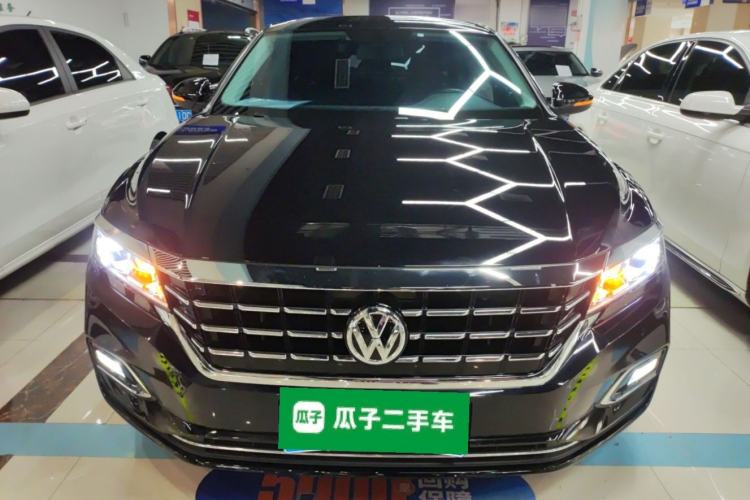 Used Volkswagen Passat 2020 330TSI Elite Edition China VI

