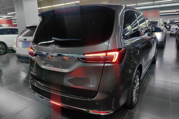 Used Buick GL8 2023 Land Executive Class 652T Luxury Model
