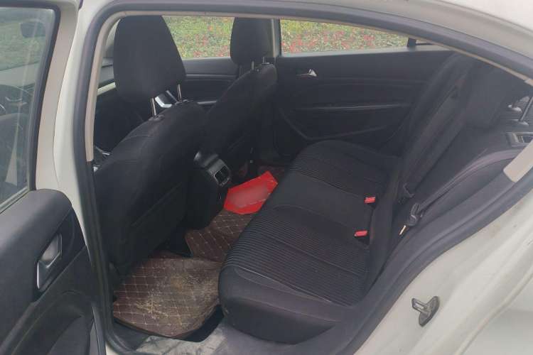 Used Peugeot 408 2014 1.8L Automatic Luxury Edition
