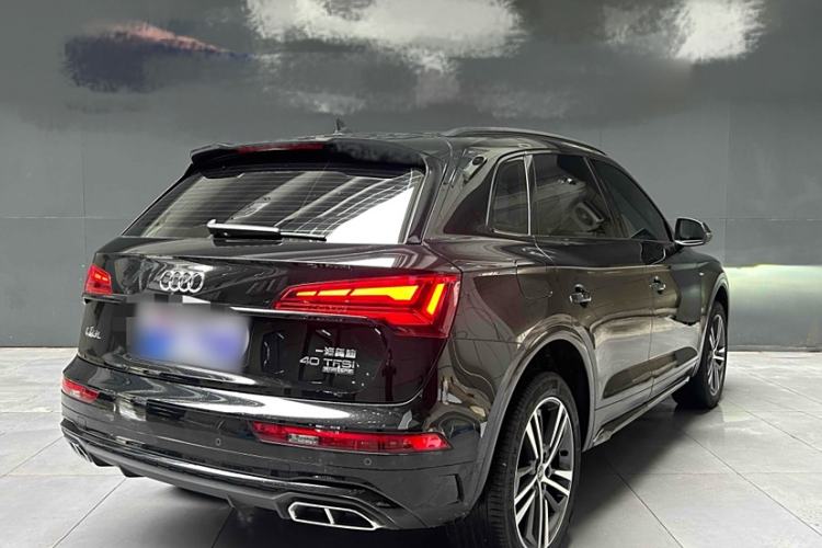 Used Audi Q5L 
