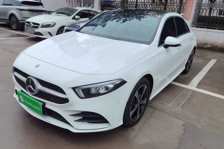 Used Mercedes-Benz A-Class 2022 Revised Version A 200 L Sport Sedan Fashionable Style