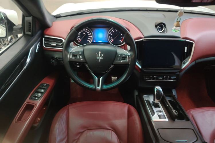 Used Maserati Ghibli 2014 3.0T Standard Edition
