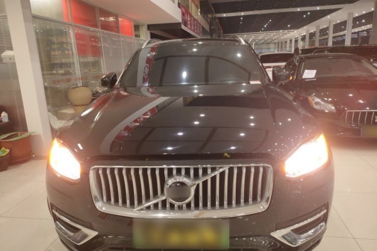 Used Volvo XC90 New Energy 2022 E-Drive Hybrid T8 Luxury Flagship 7-Seater
