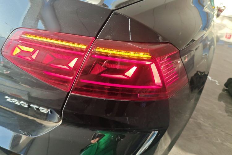 Used Volkswagen Magotan 2025 Zhongxiang Version 280TSI DSG Comfort Edition
